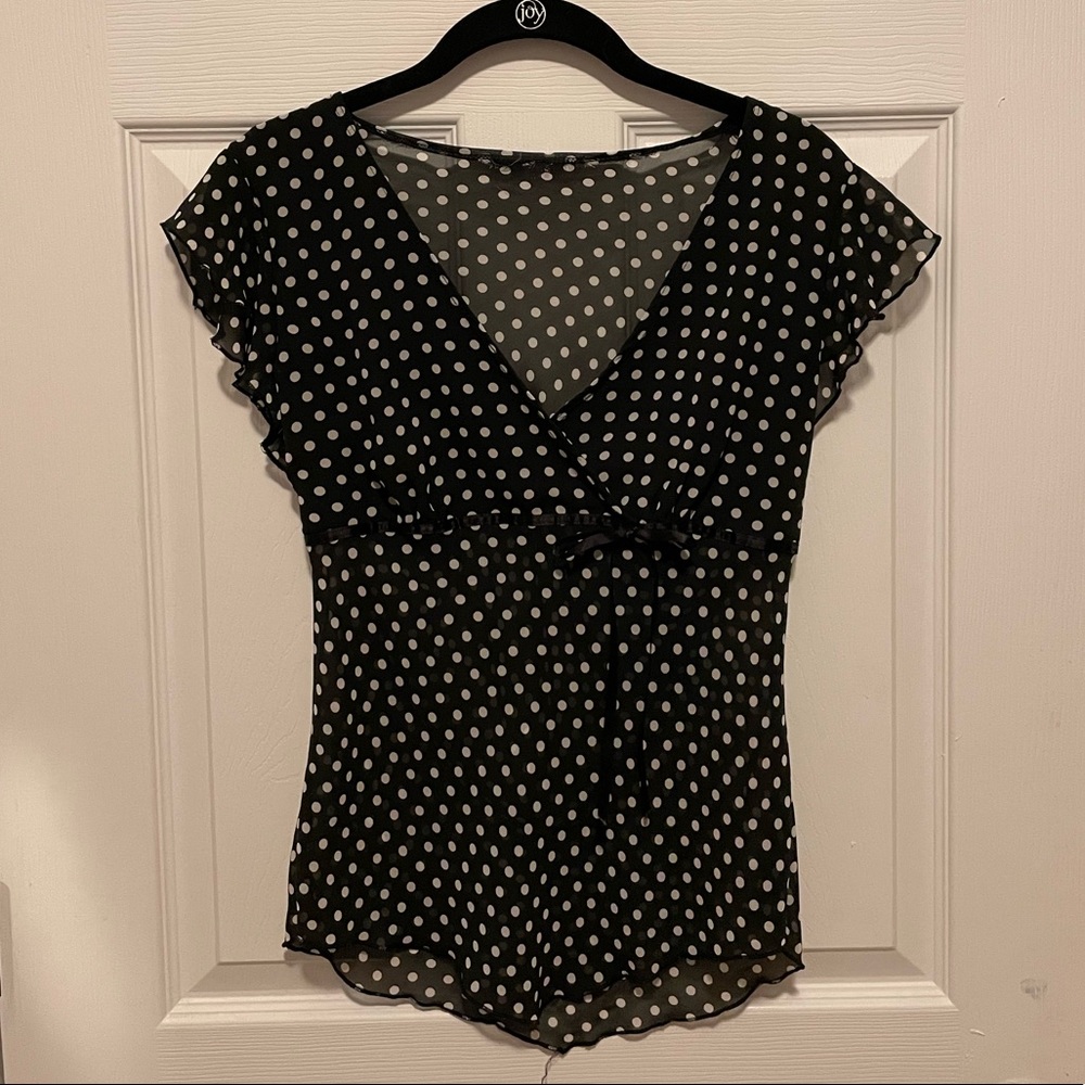 BLACK AND WHITE POLKA DOT SHEER TOP